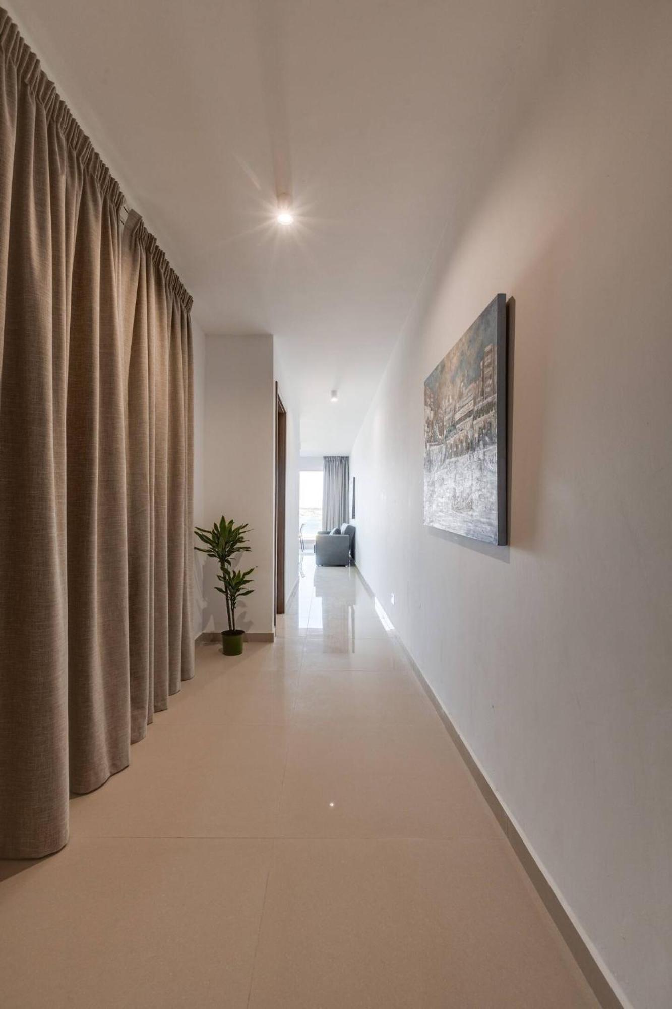 9Ten11 Seafront By Homely Mellieha Exterior photo